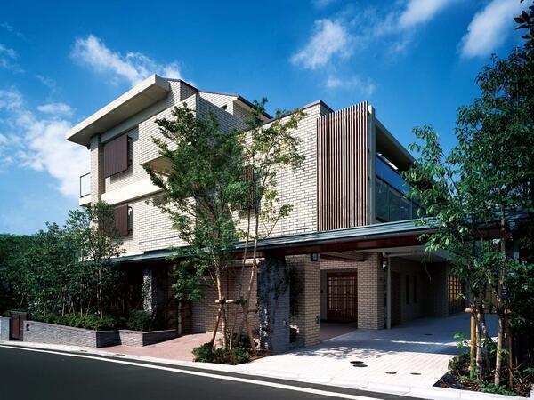 アライブ目白（入浴介助スタッフ/嘱託契約）の介護職求人の写真