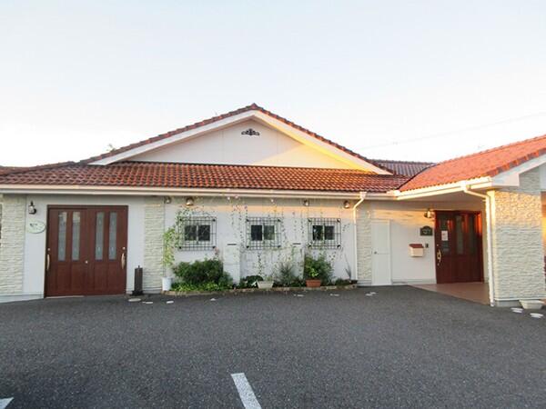 認知症対応型共同生活介護(グループホーム)なじみ山根(常勤)の介護職求人の写真