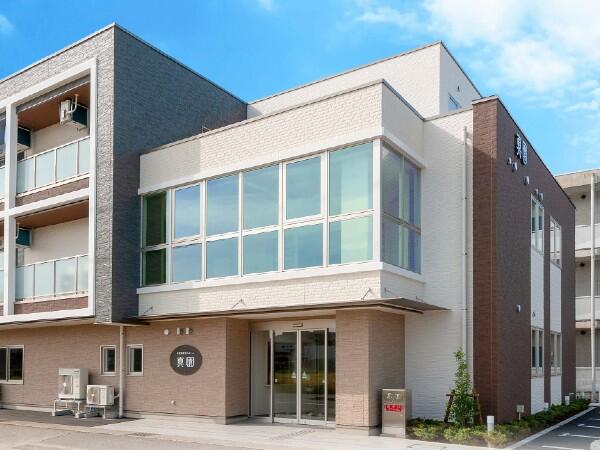 地域密着型特別養護老人ホーム真園（常勤）の介護福祉士求人の写真