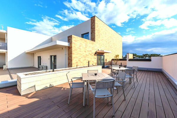 介護付有料老人ホーム チャームプレミア御影（週休3日も選択OK/正社員）の介護福祉士求人メイン写真5