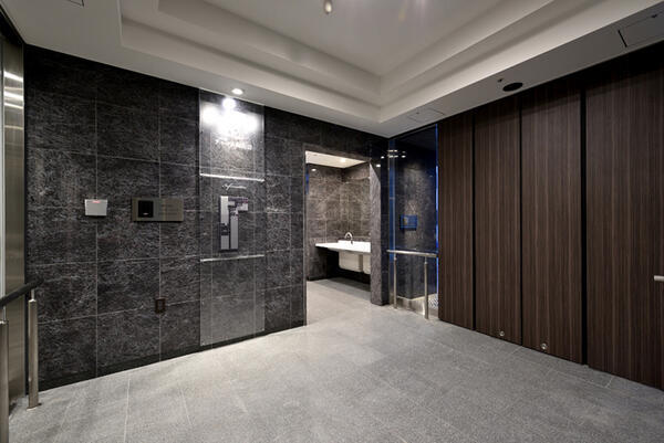 介護付有料老人ホーム チャーム南田辺（週休3日も選択OK/正社員）の介護職求人メイン写真2