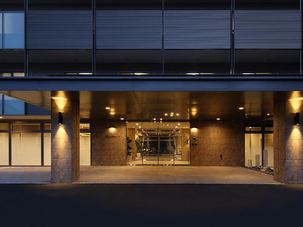 介護付有料老人ホーム チャームスイート仁川（週休3日も選択OK/正社員）の介護職求人メイン写真2