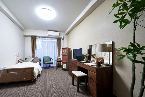 介護付有料老人ホーム チャームスイート向日町（週休3日も選択OK/正社員）の介護福祉士求人メイン写真4