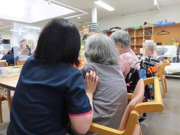 やさしい手甲府 甲府東倶楽部（常勤）の介護福祉士求人メイン写真3