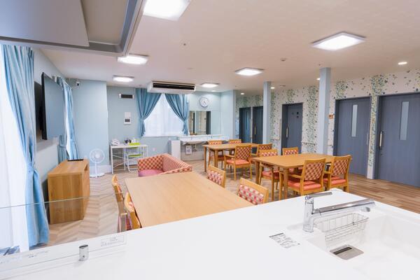 エクセレント横須賀（正社員）の介護職求人メイン写真3