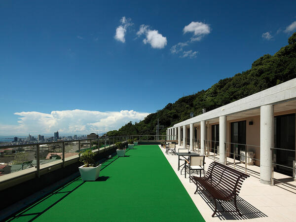 介護付有料老人ホーム チャームスイート神戸摩耶（常勤）の看護師求人メイン写真4