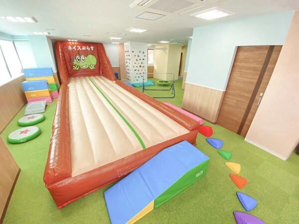 ネイスぷらす 越谷校（常勤）の理学療法士求人サブ写真1