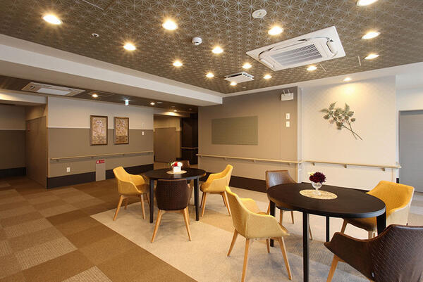 介護付有料老人ホーム チャーム新大阪淡路（週休3日も選択OK/正社員）の介護福祉士求人メイン写真4