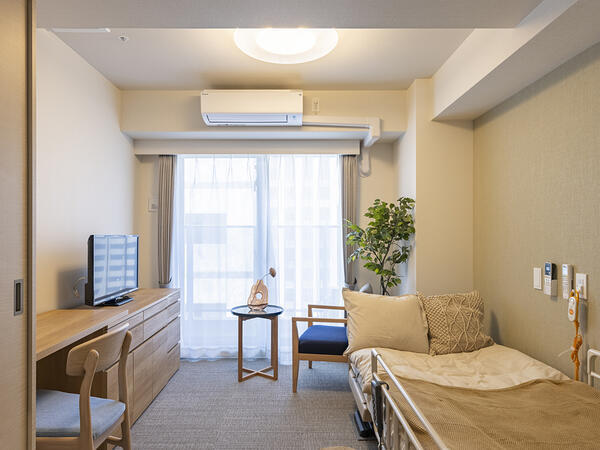 介護付有料老人ホーム チャームプレミア京都烏丸六角（常勤）のケアマネジャー求人メイン写真3