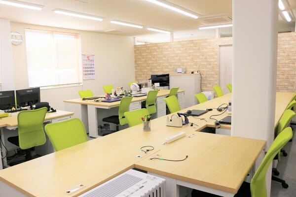 ひと花訪問看護リハビリステーション（正社員）の看護師求人メイン写真2