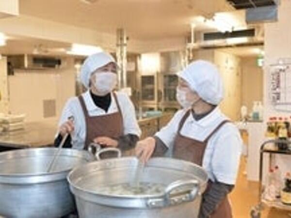 特別養護老人ホーム恵風園（常勤）の調理師/調理員求人メイン写真2