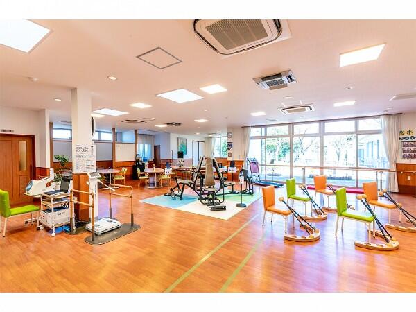 半日型デイサービスあっぷるヘルスポート尾上（生活相談員/常勤）の介護福祉士求人メイン写真2