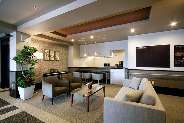 介護付有料老人ホーム チャーム奈良三郷（週休3日も選択OK/正社員）の介護職求人メイン写真2