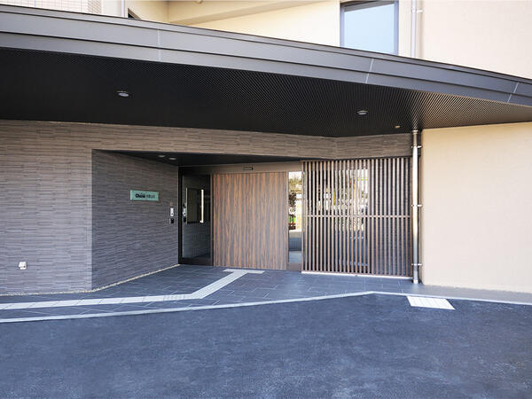 介護付有料老人ホーム チャーム京都山科（常勤）の准看護師求人メイン写真2