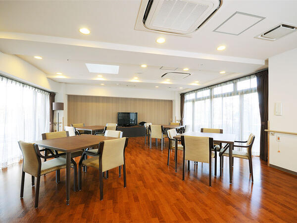 介護付有料老人ホーム チャーム京都山科（常勤）の准看護師求人メイン写真4