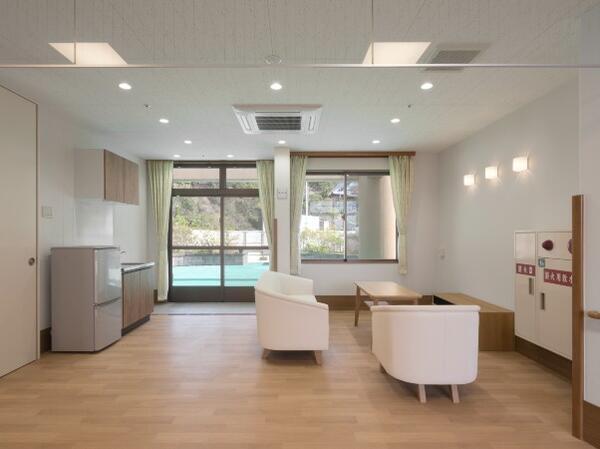 介護付有料老人ホーム ささぐりの里（生活相談員/常勤）の介護福祉士求人の写真