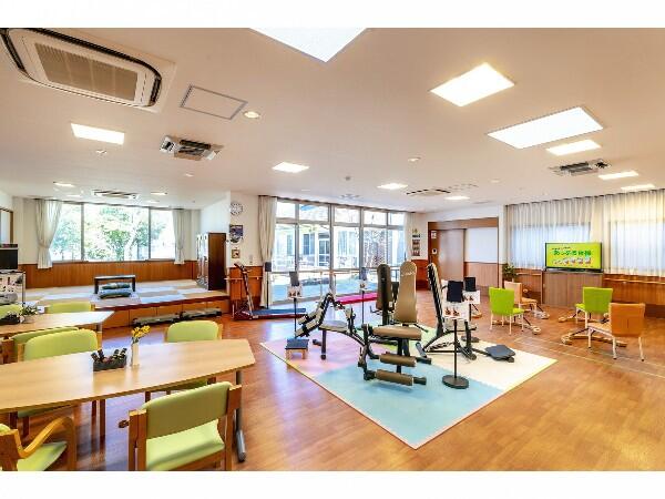 半日型デイサービスあっぷるヘルスポート尾上（生活相談員/常勤）の介護福祉士求人の写真