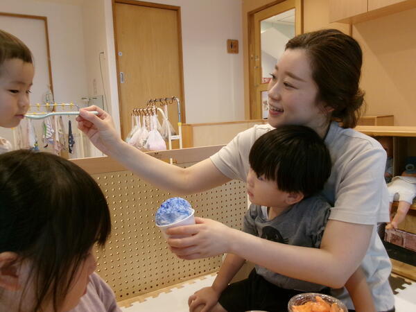 トレジャーキッズかすが保育園（常勤）の保育士求人メイン写真4