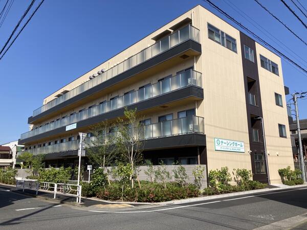 ナーシングホームみなみしのざき（契約社員）の介護職求人の写真