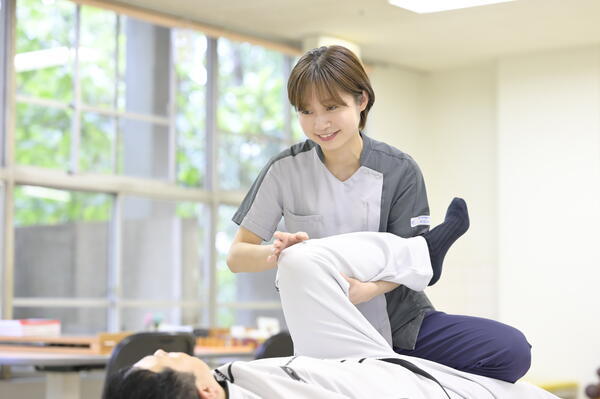 神戸百年記念病院附属　訪問看護ステーションすこやか（常勤）の理学療法士求人の写真