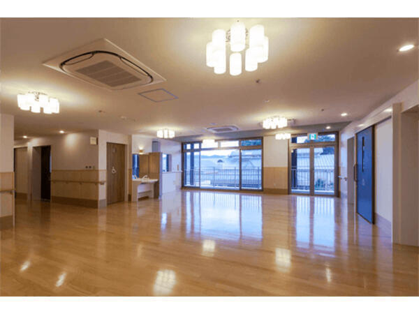 かすがの郷デイサービスセンター（パート） の介護職求人メイン写真2