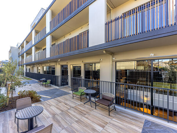 介護付有料老人ホーム チャームスイート久我山（常勤）の介護福祉士求人メイン写真5