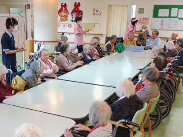 介護老人保健施設 長与リハビリセンター（常勤）の介護職求人の写真