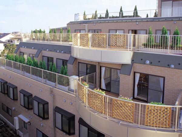 介護付き有料老人ホーム あすなろ大泉学園(常勤)の介護福祉士求人の写真