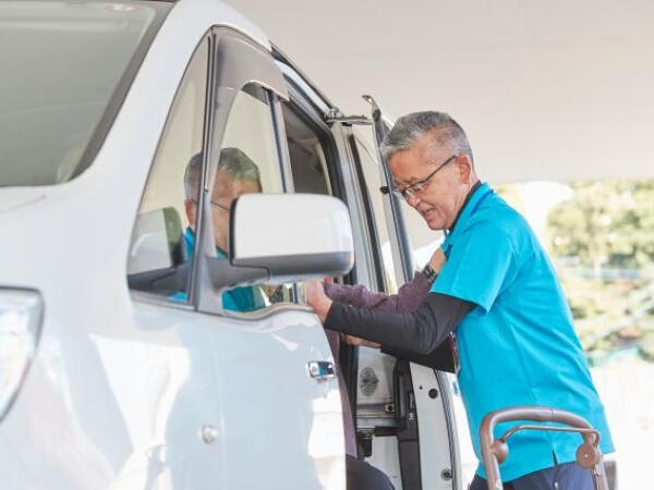 デイサービスファインケアきよせ（パート）の送迎ドライバー求人の写真