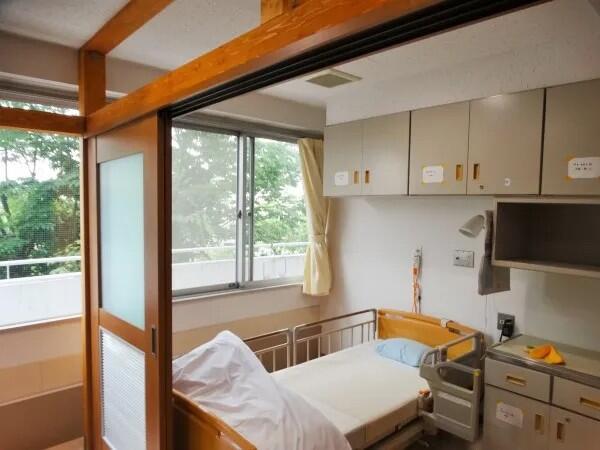 特別養護老人ホーム　八事苑（常勤）の准看護師求人メイン写真4