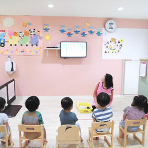 小規模認可保育園 あーす保育園中野新橋(常勤)の保育士求人サブ写真2