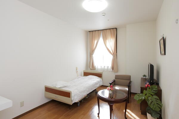 新里クリニック城山台（常勤）の介護福祉士求人の写真