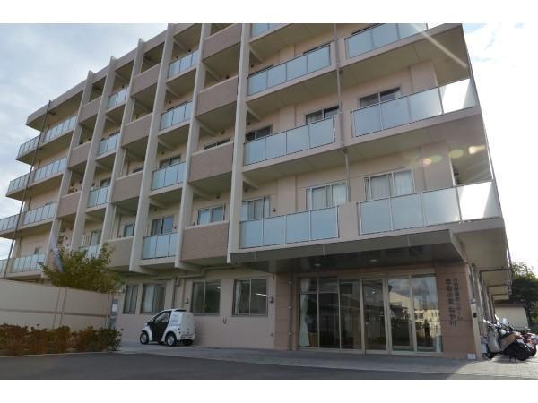 特別養護老人ホーム 幸楽の里ねや川（常勤）の准看護師求人の写真