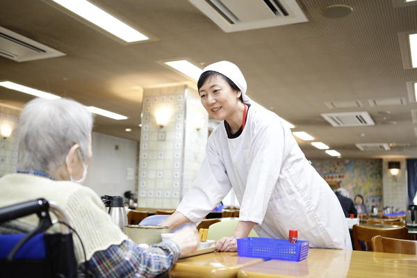 養護老人ホーム　川崎市恵楽園（夜勤専従/契約職員）の介護職求人サブ写真2