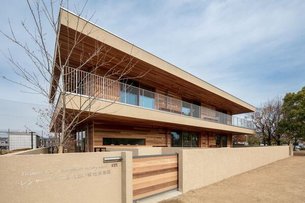 トレジャーキッズふれあい緑地保育園（常勤）の保育士求人の写真