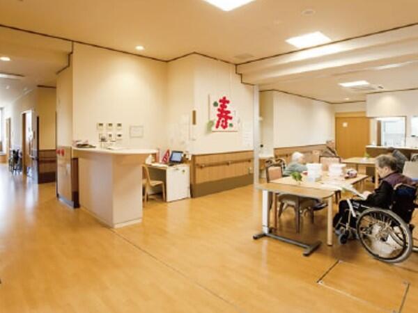 特別養護老人ホームさくらの里若柳（常勤）の准看護師求人の写真