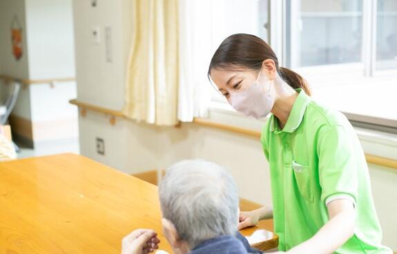 特別養護老人ホーム 太陽と緑の家の介護職求人メイン写真3