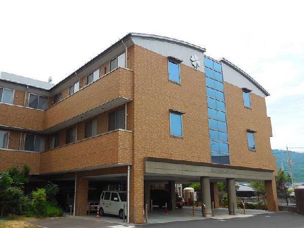 ナーシングケアホーム　クローバ（常勤）の看護師求人の写真