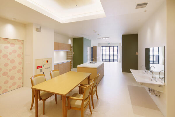 特別養護老人ホーム花子（常勤） の介護職求人メイン写真5