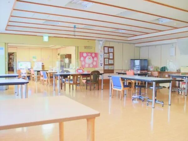 箱根老人ホーム（常勤）の介護職求人メイン写真2