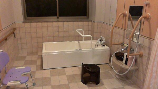 デイサービスセンター　シニアリゾートふれあい征矢野（常勤）の介護福祉士求人メイン写真4