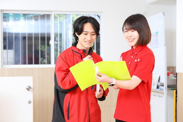 児童発達支援・放課後等デイサービススマイル夕陽丘店（児童指導員/常勤）の精神保健福祉士求人メイン写真5