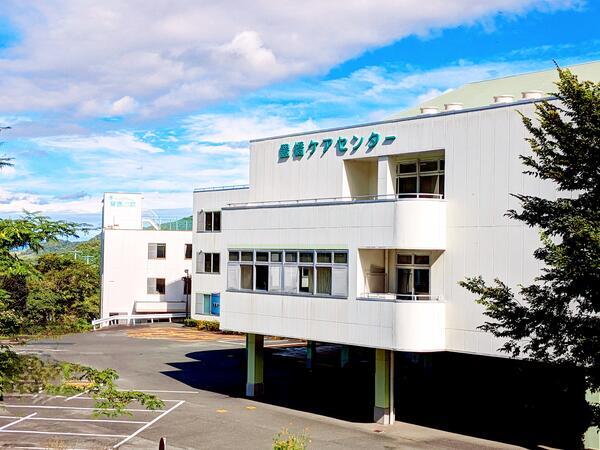 介護老人保健施設 鳳来ケアセンター(常勤)の准看護師求人の写真