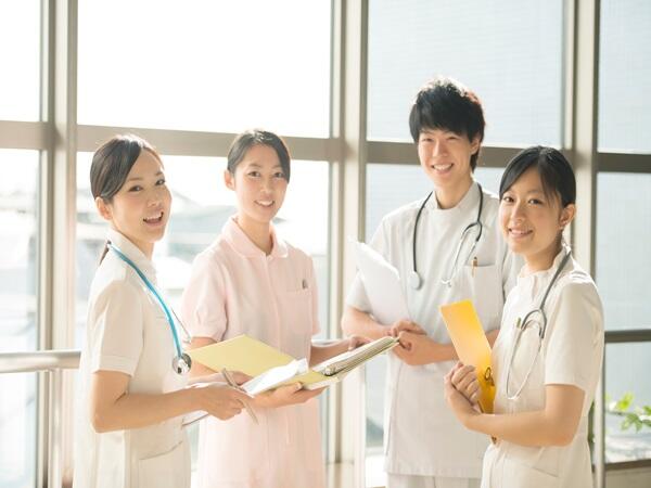 東日本診療所（パート）の准看護師求人の写真