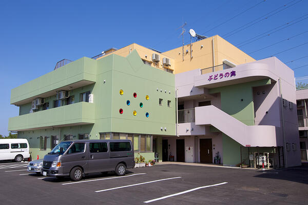 福祉型障害児入所施設 ぶどうの実(常勤)の保育士求人サブ写真3