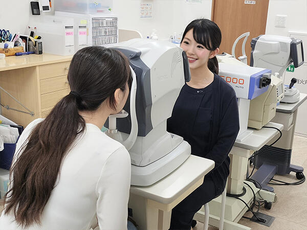 新宿東口眼科医院（常勤）の視能訓練士求人メイン写真3