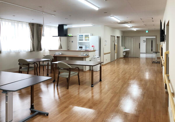 特別養護老人ホーム ベテラン館ヴィラ桶川（常勤）の准看護師求人メイン写真4