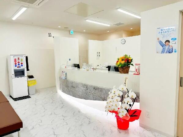 川口駅前タワー皮膚科（常勤）の医療事務求人の写真