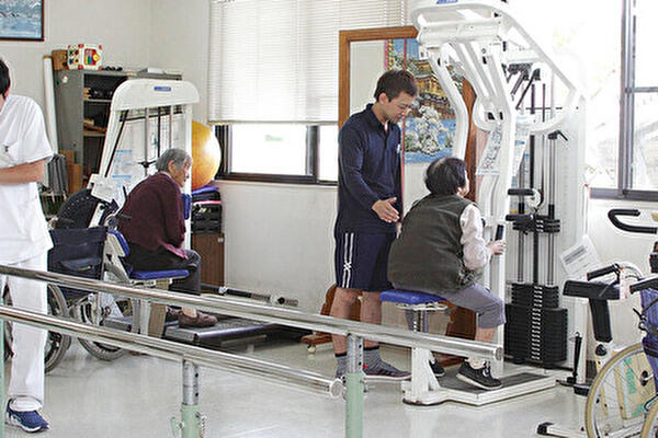 介護老人保健施設きりしま（常勤）の准看護師求人の写真