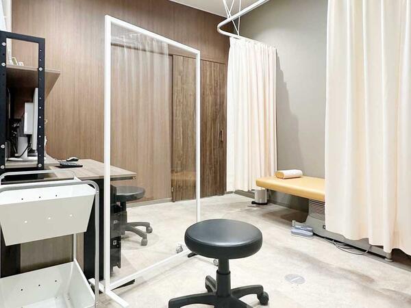 八王子クリニック新宿院（常勤）の医療事務求人メイン写真2